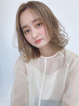 ルービック(Rubik's) アッシュベージュ/透け感ボブ