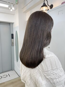 イコ 表参道原宿(ico) オリーブグレージュ