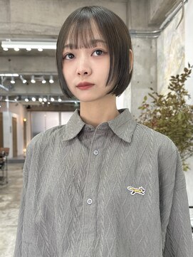 カシェル(cashel kishaba) ショートボブ×オリーブグレージュ