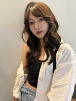 ナループロア ルームー(Nalu pu loa ROOMOO)&nbsp;レイヤーカット/海外風レイヤーカット/グレージュカラー