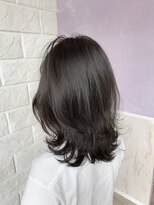イロ(iro)&nbsp;レイヤーカット/くびれヘア/ダークグレージュ