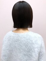 ソンノ(sonno)&nbsp;切りっぱなしボブ ぱつっとボブ ミニボブ アッシュカラー