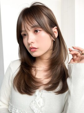 アイティーバイアルバム 八王子店(IT by ALBUM) オリーブベージュ前髪カットロング顔周りレイヤー_F31392