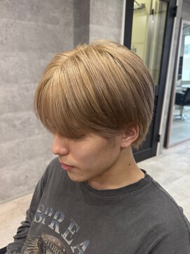 ルイス(L'wis) 渋谷 ブリーチ ベージュ グレー 学割