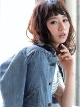 ブエナビスタ(BUENA VISTA) ☆201８☆ボブ　外ハネ　ミディアムボブ　大人ボブ