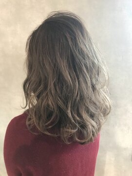 アンククロス 表参道(ANKH CROSS) ミディアムレイヤー×ヌーディーベージュ　【ANKH CROSS表参道】