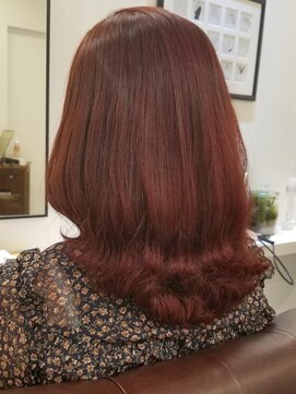 インビテーション(invitation) レッドブラウンで艶カラー♪