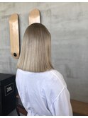 プラチナブロンド