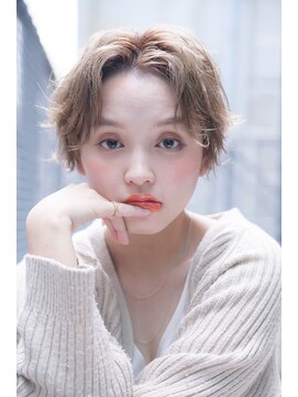 エイミー(Aimee) Aimee 町田ミルクティベージュ×アンニュイショート