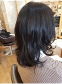 ブルーブラックにカラー★