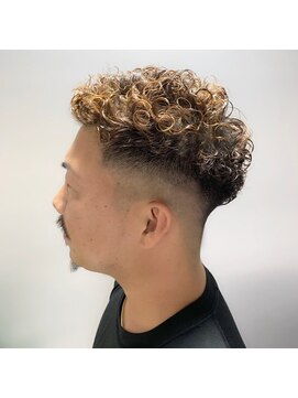 スリーナイン(999) フェードサンプル10