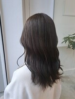 ラフランクリー(la frankly)&nbsp;ウェーブヘア/シアベージュ/バングカラー/シースルーバング