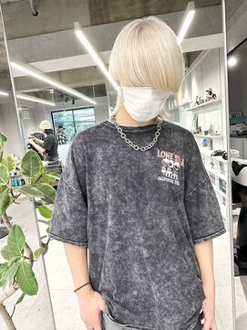 ヴァンシィー(VANCY) white blond