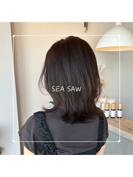 シーソー(SEA SAW) 外ハネ×ミディアム