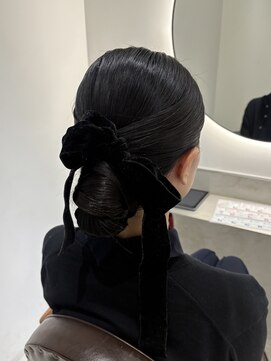 エンバイユアーズ 飯田橋店(eN° by youres) タイトシニヨン シニヨン