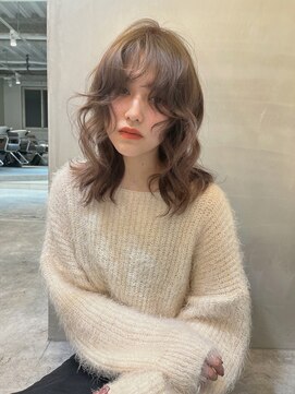 天神美容室 【KASUMI天神美容室】ハイトーン×海外レイヤー×ミルクティー