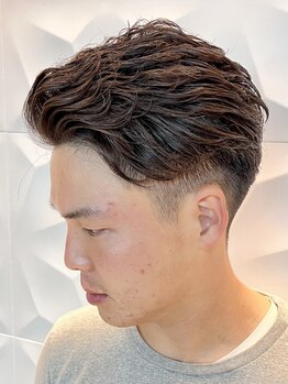 ゼロスバーバー(0's BARBER SHOP)の写真/【稲荷町徒歩3分/新御徒町徒歩4分】セットが簡単で忙しい朝の時短にも◎あなたに似合うスタイルをご提案。