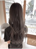 ホワイトグレージュ　バレイヤージュ