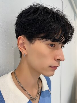 ノラ ウメダ(NORA UMEDA) カルマパーマ×シースルーマッシュ×ショートバング