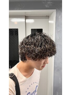 ワールドシップコウベ(WORLD SHIP KOBE) メンズボブパーマ