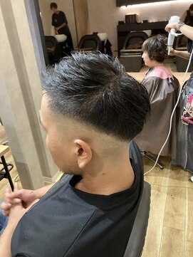 アフィネ ヘアライフデザイン(Affiner HAIR LIFE DESIGN) ジェットフェードモヒカン