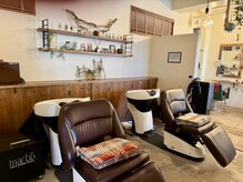 髪と頭皮のケアのため、炭酸泉・酵素トリートメントは無料です。