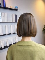 ミー 岡崎(mii)&nbsp;ラインが綺麗な髪質改善ぱつっとボブ