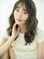 キネン バイ ツリー 宇都宮(kinen by tree)&nbsp;外国人風ウェーブミディアムアイスグレージュの空気感