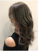 【essence】ハイライト×インナーカラー