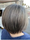 前下がりボブ