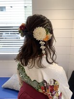 バズ(BUZZ)&nbsp;ゆるふわ卒業式ヘア＊BUZZ岡本