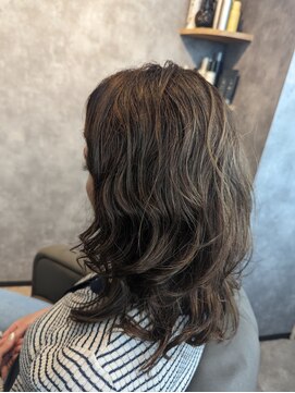 エム(em) 髪質改善トリートメント