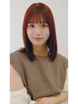 スリー スタンド(THREE STAND) ミディアム / ストレート / ウォームブラウン / レイヤー