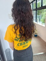 ナループロア ハチ(Nalu pu loa hachi) ウルフパーマ/ウェーブパーマ