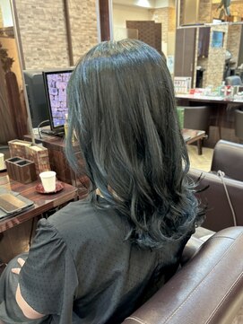 キャラ 池袋本店(CHARA) コテ巻き風パーマにULTISTネイビーをブリーチ無しでON！【貴也】