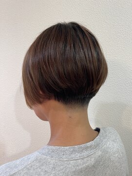 ホロホロ(Horo horo) 前下がりショート