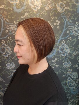 レヴェヘア rever hair フェイスフレーミングボブ