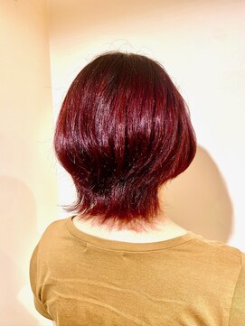 アクト 三鷹店(ACT) 外ハネワインレッドくびれボブ