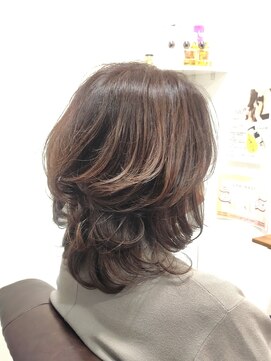 ヘアー グリーン(hair green) 40代50代60代/ウルフレイヤー/大人ウルフ/巻き髪