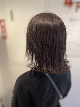 アズーア ヘアーアンドスパ(azure hair&spa) 艶ブラウン×外ハネボブ