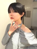 サンド クリア 横浜本店(sand clear) 黒髪 ナチュラルショート 耳かけ ミニボブ 丸顔 骨格補正