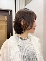 クオート(quoit) 顔周りレイヤーで垢抜ける!大人の透明感ボブ