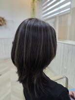 モナ バイ ルヴェール 岐阜北方(MONA by LeVert)&nbsp;白髪ぼかしハイライト