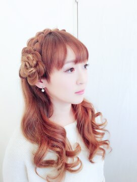 アイビス(AIBIZ) 編み込みお花スタイル