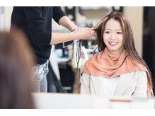 レリーグループ、年間顧客対応1万人以上から分かった事[伊丹駅/髪質改善/顔周りレイヤー/ダブルカラー]