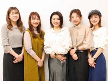 マホラ(mafola)の写真/女性目線ならではのご提案で、お客さまのライフスタイルや雰囲気を踏まえたスタイルづくりが好評！