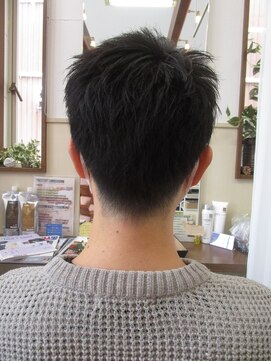 コアフィールフィス(COIFFURE fils) 新規お得クーポンあり【見附 今町】メンズツーブロヘア