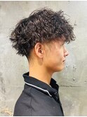 束感 ツイストスパイラルパーマ ツーブロック フェード