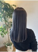 暗めアッシュグレーヘア