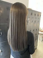 ヘアーアイストゥーレ(HAIR ICI TRE)&nbsp;オリーブ　グレージュ　ブリーチなし　髪質改善　担当阿知波